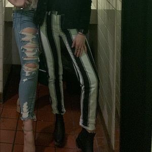 Urban outfitters mom jeans